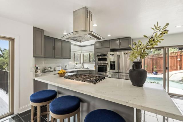 3 Saint Louis Lane, Pleasant Hill CA: https://media.crmls.org/mediaz/5cc4a2f5-2f0b-4d0c-81aa-c2a98845fb5d.jpg