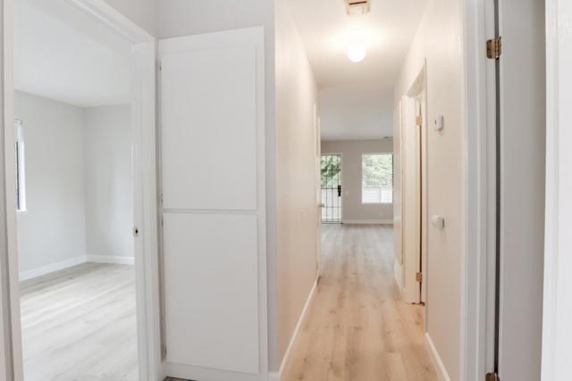 5368 Colony Park Circle, San Jose CA: https://media.crmls.org/mediaz/5cc4f181-4b26-4824-a520-26170f7ae5ef.jpg