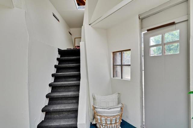 10656 Larry Way, Cupertino CA: https://media.crmls.org/mediaz/5cc50889-09c5-4002-b9bc-034f6b0fab4e.jpg