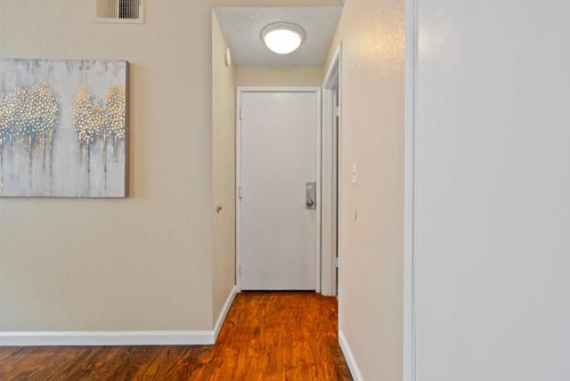 5291 Mill Creek Lane, San Jose CA: https://media.crmls.org/mediaz/5cc5462a-5cd6-498d-a435-c77f10197283.jpg