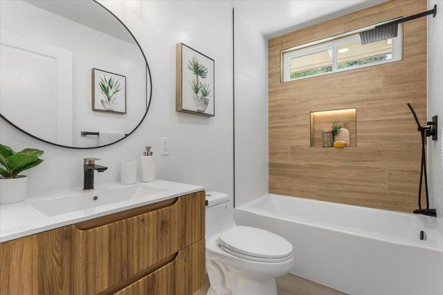 17060 Lon Road, Los Gatos CA: https://media.crmls.org/mediaz/5cc5618a-e6bf-444e-a78b-7a21b6d6e5f0.jpg
