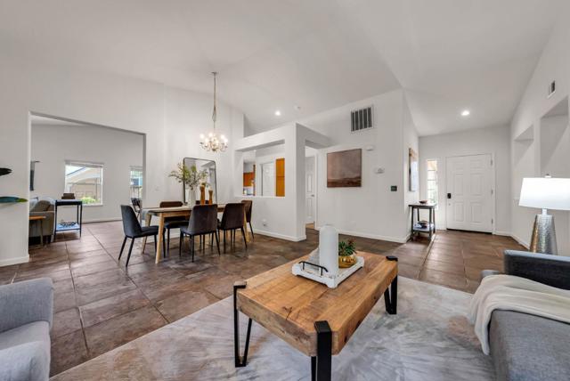 6370 Raspberry Court, Gilroy CA: https://media.crmls.org/mediaz/5cc6e800-9849-4607-9d00-bfb8e13ea9eb.jpg