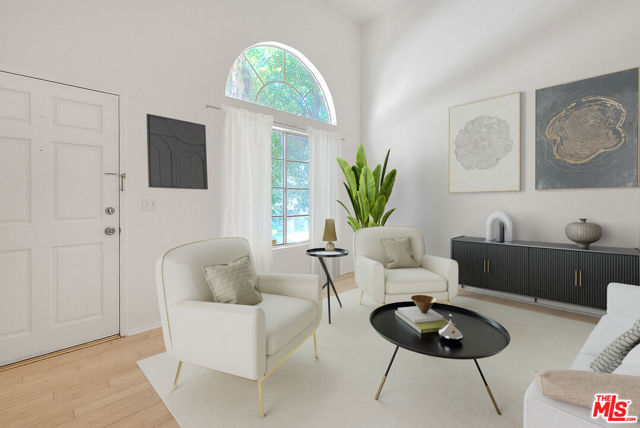 8741 Darby Avenue, Northridge CA: https://media.crmls.org/mediaz/5cc81da0-d63c-4e1d-8ad0-1d972b2f5b80.jpg