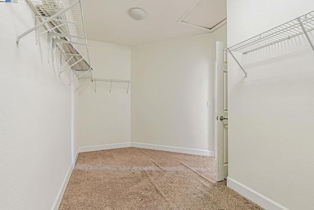 141 Pescara Blvd, Brentwood CA: https://media.crmls.org/mediaz/5cc8451c-338f-4ca5-a74d-0174dd8c7d8f.jpg