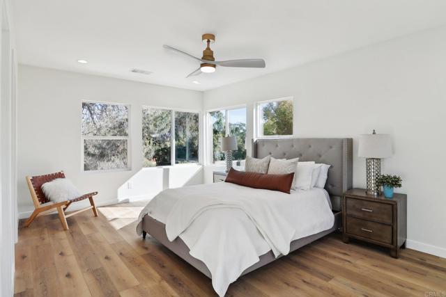 Image 40 of 65 For 589 Tyrone Street