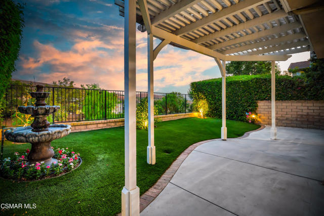 3044 Ferncrest Place, Thousand Oaks CA: https://media.crmls.org/mediaz/5cc9becb-a030-4c56-94ac-a68fac47d33d.jpg
