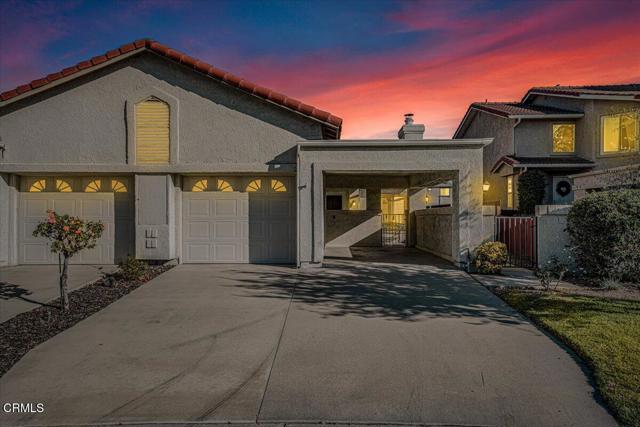 Detail Gallery Image 2 of 31 For 4834 Elderberry Ave, Moorpark,  CA 93021 - 2 Beds | 2 Baths