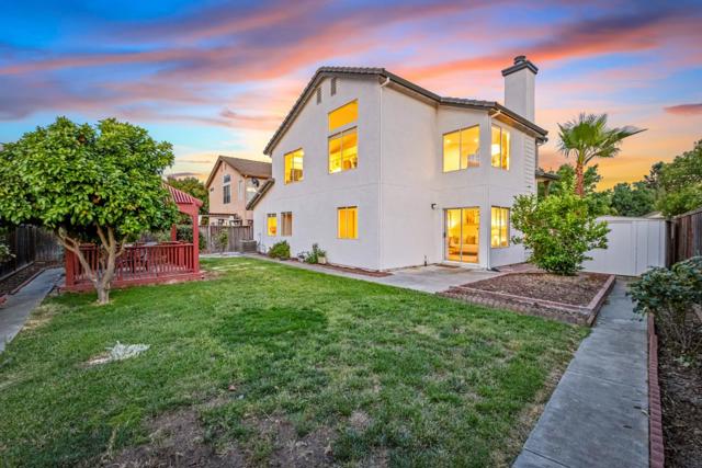 9082 Spencer Court, Gilroy CA: https://media.crmls.org/mediaz/5cca5090-445a-4b06-9a7b-4b716029a970.jpg