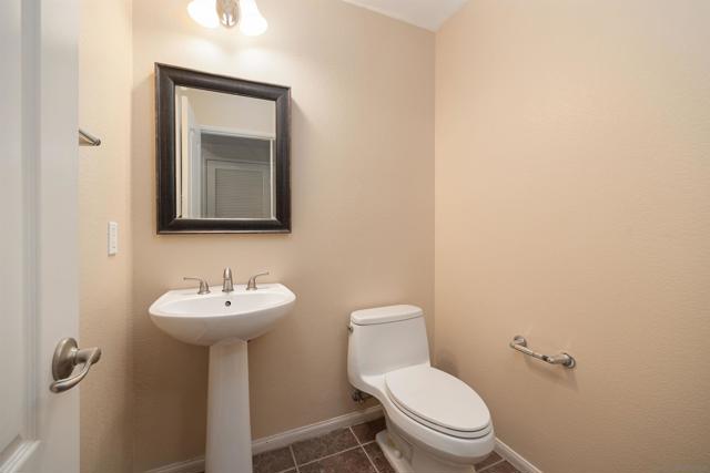 Image 5 of 19 For 1661 Brittle Bush Drive  275
