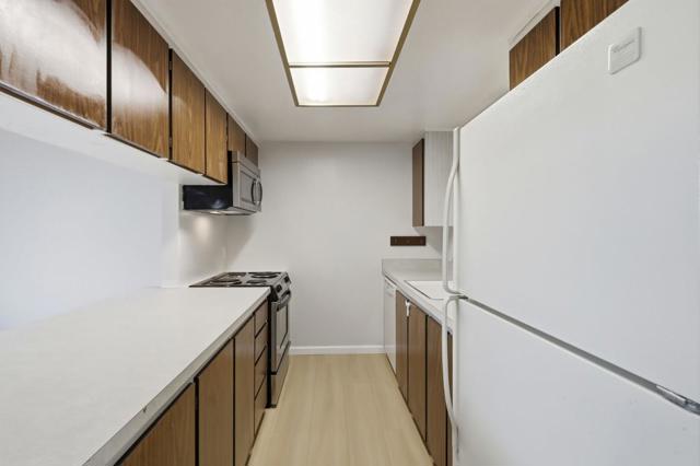 1107 Reed Avenue, Sunnyvale CA: https://media.crmls.org/mediaz/5ccc48ad-49ab-43dd-a0c5-1403d81fe2ed.jpg