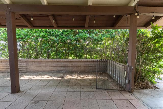 33212 Mill Creek Rd, Pauma Valley CA: https://media.crmls.org/mediaz/5cccb4e7-dba2-4717-88a6-4470e777c992.jpg