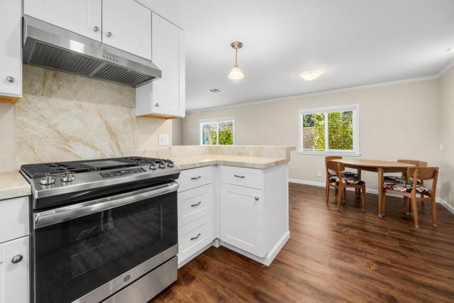 4160 Jade Street, Capitola CA: https://media.crmls.org/mediaz/5ccce3ae-2cab-4c86-8c08-2a2fae6fd595.jpg