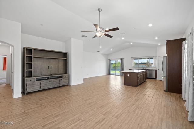 Detail Gallery Image 35 of 46 For 9101 Willow Terrace Dr, Shafter,  CA 93263 - 4 Beds | 2 Baths