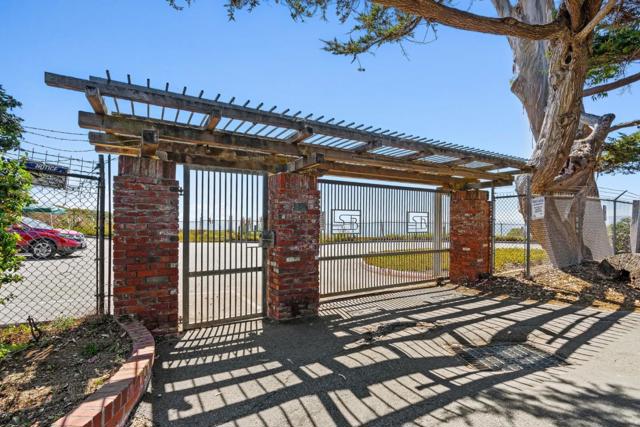 108 Benito Avenue, La Selva Beach CA: https://media.crmls.org/mediaz/5ccea1e1-9ca3-4cb5-a8d6-c1f26ad5460a.jpg