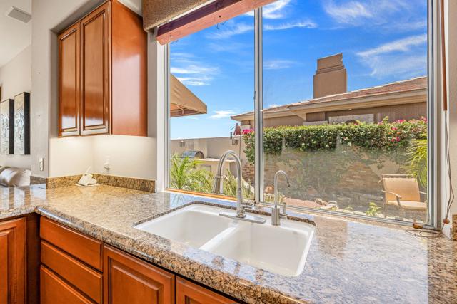 280 Tomahawk Drive, Palm Desert, CA 92211