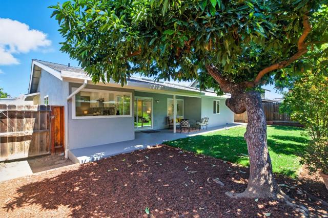 266 El Portal Way, San Jose CA: https://media.crmls.org/mediaz/5cd02571-019c-449a-9ab8-8a0ee2a40bbe.jpg
