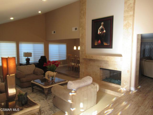 3294 Sierra Drive, Westlake Village CA: https://media.crmls.org/mediaz/5cd20b85-779b-484a-a958-b69b2857fea3.jpg