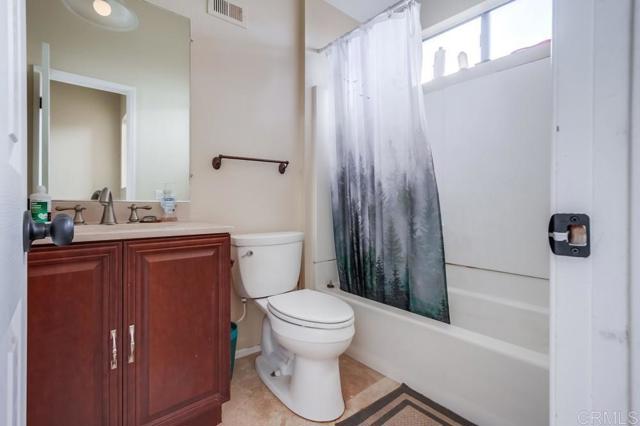 Detail Gallery Image 25 of 30 For 917 Marlin Dr, Vista,  CA 92084 - 3 Beds | 2/1 Baths