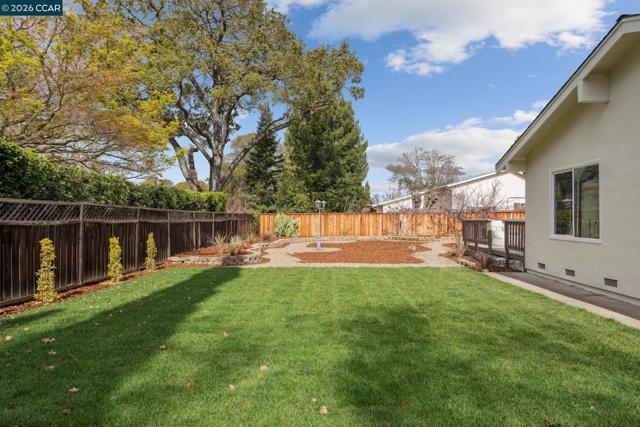 Image 52 of 60 For 3085 Avellano Drive