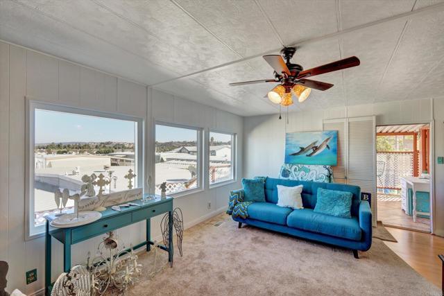 269 Quail Lane, Oceanside CA: https://media.crmls.org/mediaz/5cd61e0c-af23-4af2-968d-f4803b17bad2.jpg