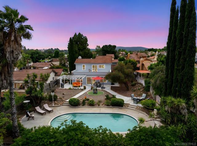 14813 Morningside Dr, Poway CA: https://media.crmls.org/mediaz/5cd706fa-8751-481a-add3-fc38c4ed0389.jpg