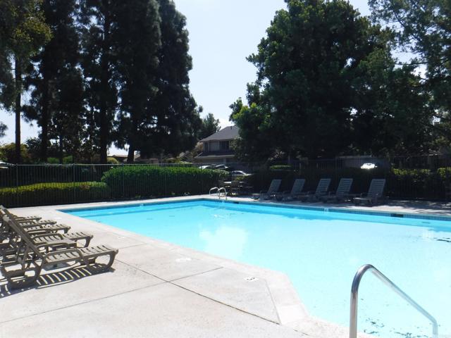 Detail Gallery Image 16 of 18 For 1612 Bridgeview Dr, San Diego,  CA 92105 - 3 Beds | 2 Baths