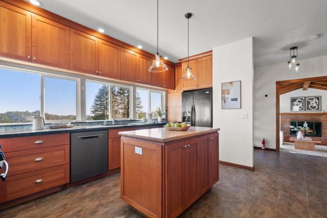 555 Bohnen Road, Santa Cruz CA: https://media.crmls.org/mediaz/5cd73973-35a8-46f3-b31f-f0c84756d1d7.jpg