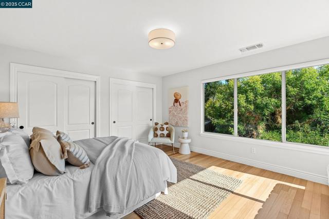 21 Monte Crest Ct., Walnut Creek CA: https://media.crmls.org/mediaz/5cd8dc2b-bde4-48ef-a5ee-781b76245fd0.jpg