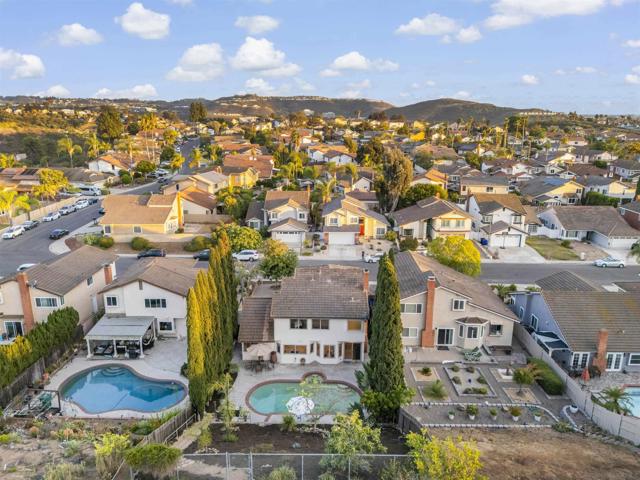 9720 Graceland Way,  CA: https://media.crmls.org/mediaz/5cd96920-4866-47c9-91ad-0611cac3ded9.jpg