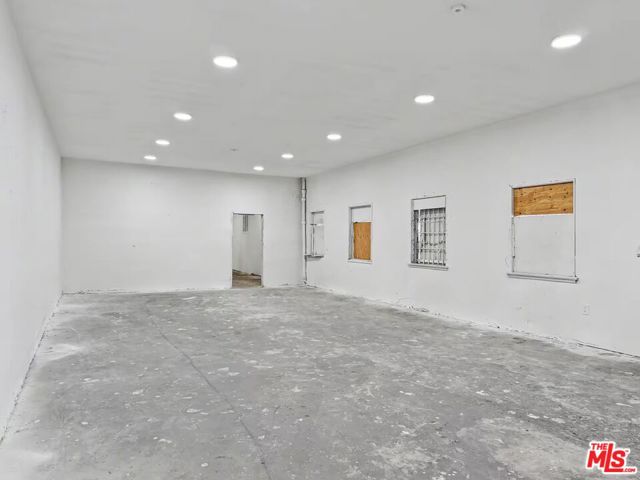  Commercial for Sale in Los Angeles, California