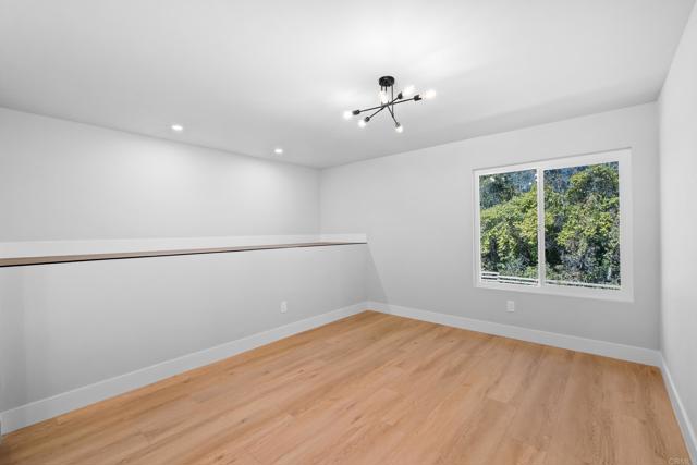 Image 31 of 57 For 10594 Rookwood Drive