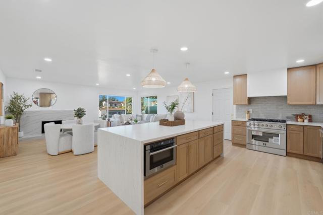 Detail Gallery Image 2 of 53 For 12306 1/2 Gay Rio Dr, Lakeside,  CA 92040 - 5 Beds | 3 Baths