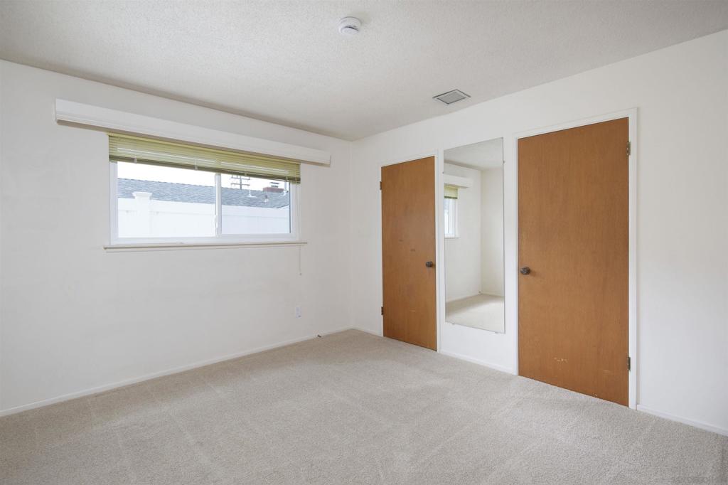 MLS #250036478SD img 23