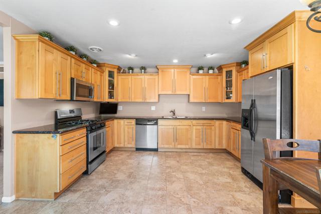 11010 El Nopal, Lakeside CA: https://media.crmls.org/mediaz/5cde5e31-0272-4025-b13c-c0809f4c9d74.jpg
