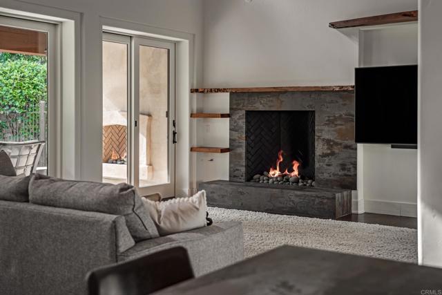 Detail Gallery Image 11 of 41 For 18596 Corte Fresco, Rancho Santa Fe,  CA 92091 - 4 Beds | 5/1 Baths