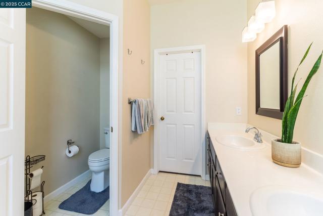 289 Crestview Ave, Martinez CA: https://media.crmls.org/mediaz/5cded39f-db06-4859-b539-8491b00a39d1.jpg