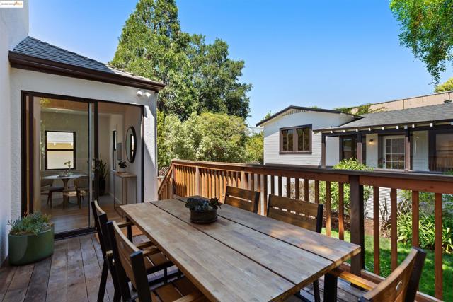 1351 Carlotta Ave, Berkeley CA: https://media.crmls.org/mediaz/5cdf2a21-838e-4c8f-9d68-803e4bc47b92.jpg