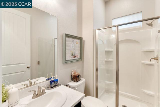 363 Fletcher Lane, Brentwood CA: https://media.crmls.org/mediaz/5cdf5967-3fc0-40a8-9bc0-523b0ce1ef8e.jpg