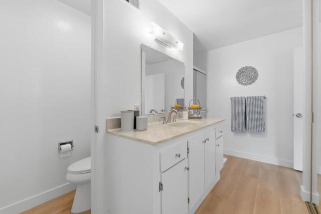 10969 Northshore Square, Cupertino CA: https://media.crmls.org/mediaz/5cdfcc3b-4aa9-49cd-bdb9-8f7c80447906.jpg