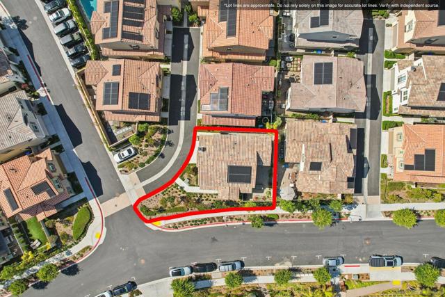 6698 Spartina Ct, Carlsbad CA: https://media.crmls.org/mediaz/5ce00e09-d172-4622-9bb6-eb8ba7398446.jpg