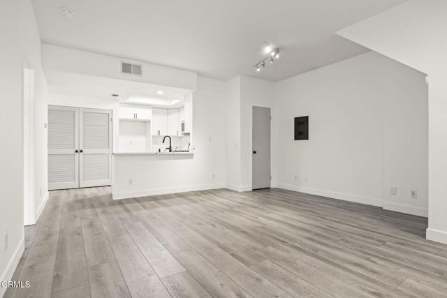 Detail Gallery Image 9 of 27 For 2065 Blackberry Cir, Oxnard,  CA 93036 - 1 Beds | 1 Baths