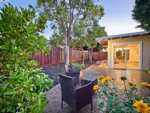 651 Brookfield Dr, Livermore CA: https://media.crmls.org/mediaz/5ce11f05-b4fa-43e5-aca7-f606e40a7c00.jpg