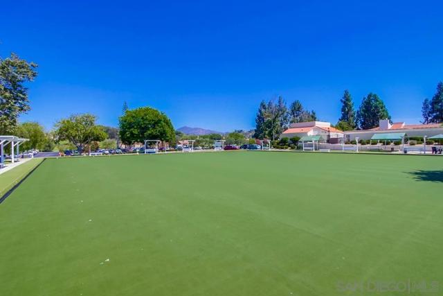 17637 Pomerado Rd, San Diego CA: https://media.crmls.org/mediaz/5ce18012-2764-469a-ba5a-c783416bb6d2.jpg