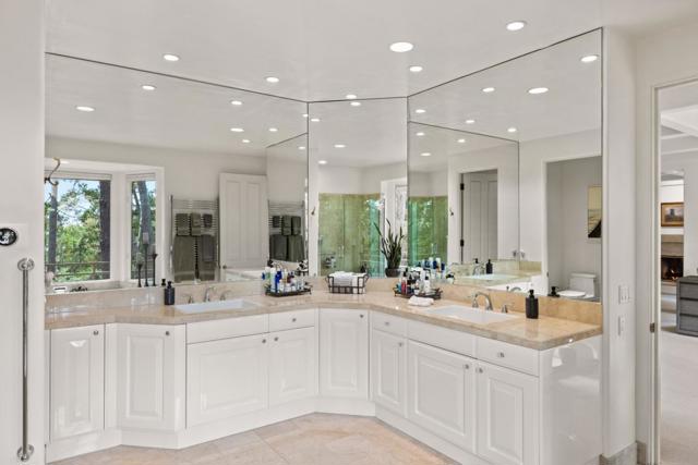 4043 Costado Road, Pebble Beach CA: https://media.crmls.org/mediaz/5ce26d6e-4a0f-4cc9-b592-44ee26c0fd41.jpg