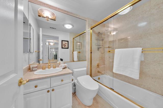 153 N San Mateo Drive, San Mateo CA: https://media.crmls.org/mediaz/5ce31d17-d16e-4ad0-89f4-6d7a80904d18.jpg