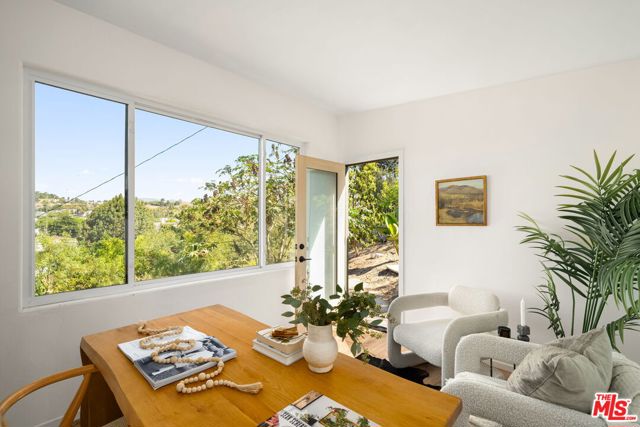 4940 Twining Street, Los Angeles CA: https://media.crmls.org/mediaz/5ce3c190-3b52-4955-b301-1aeda10402d2.jpg