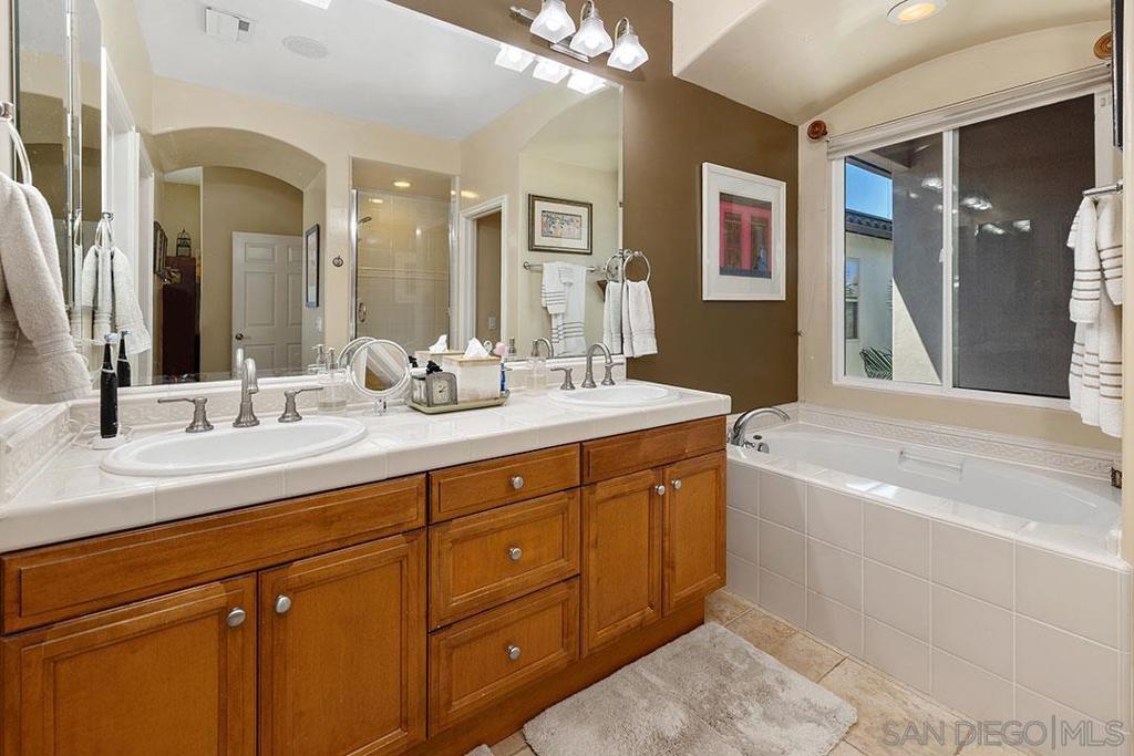 MLS #250034365SD img 30