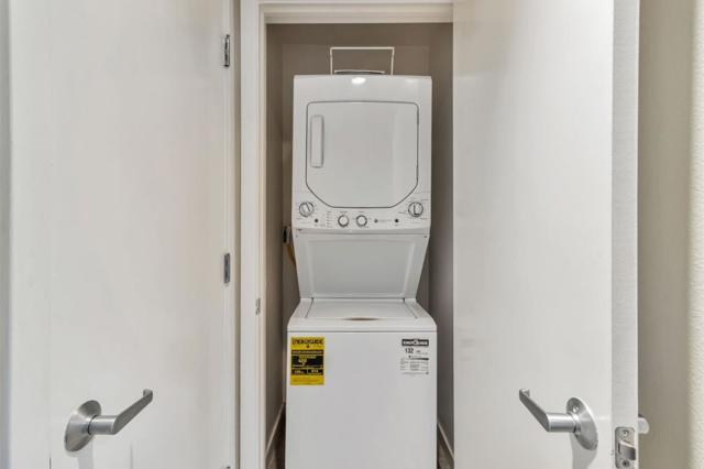 2925 Glascock Street, Oakland CA: https://media.crmls.org/mediaz/5ce456fb-eb5a-46c3-916a-b9e87ff28361.jpg
