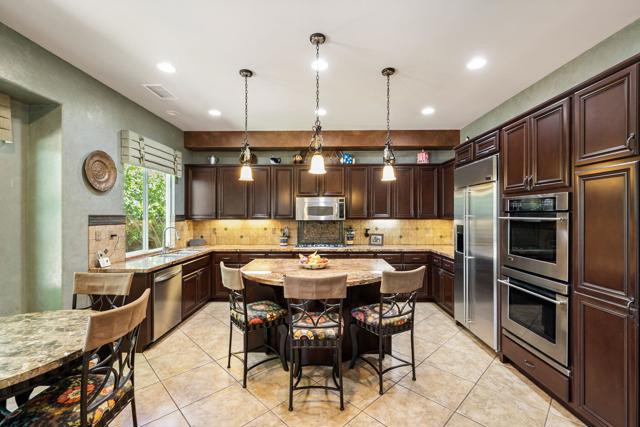 61188 Cactus Spring Drive, La Quinta CA: https://media.crmls.org/mediaz/5ce4ee3f-556d-4e64-ba43-32a3f95a4ed7.jpg