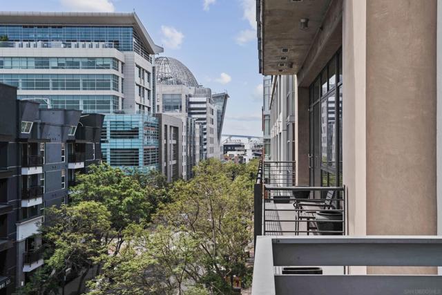 527 10th Ave, San Diego CA: https://media.crmls.org/mediaz/5ce5d954-1a69-44fc-80d8-e18d6e7f0808.jpg